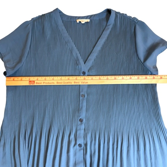 PLEIONE Pleated Tunic Top Blouse‎ Size Small Slate Blue Button Down Short Sleeve - Picture 9 of 12